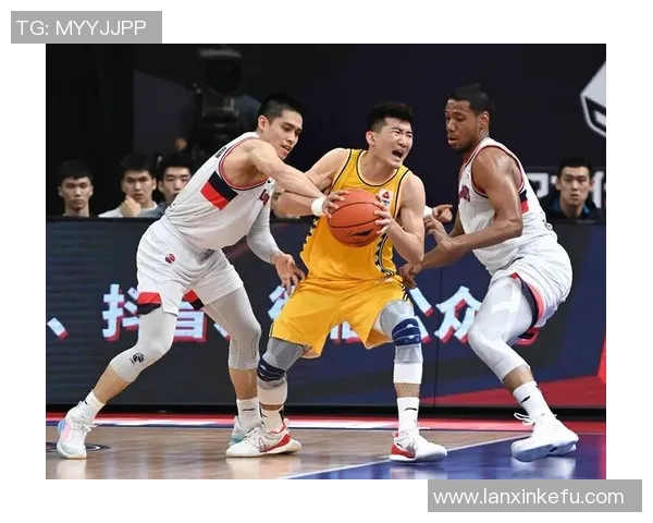 广厦队与时代中国广州队激战正酣谁将赢得这场精彩对决的胜利